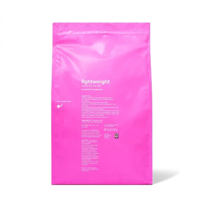 Lightweight Scented Clumping Cat Litter - 12lbs - Up & Up™ 2 Lightweight Scented Clumping Cat Litter - 12lbs - Up & Up™ - Image 2