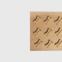 Rocco & Roxie Supply Co.Baked Salmon With English Peas And Thyme Dog Biscuits Dog Treats - 14oz -PawHut Sales Store GUEST a00cbc9a 6c0d 4875 96e6 17e680b9a4c8