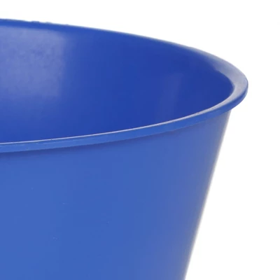 Farm Innovators R-19A 1.5 Gallon Electric Heated Pet Water Bowl With Thermostatic Control And Anti Chew Cord Protector, 60 Watt, Blue 1 Farm Innovators R-19A 1.5 Gallon Electric Heated Pet Water Bowl With Thermostatic Control And Anti Chew Cord Protector, 60 Watt, Blue