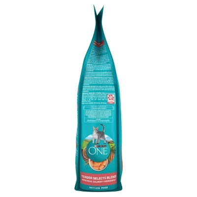 Purina ONE Tender Selects Blend With Real Salmon Adult Premium Dry Cat Food 4 Purina ONE Tender Selects Blend With Real Salmon Adult Premium Dry Cat Food - Image 4